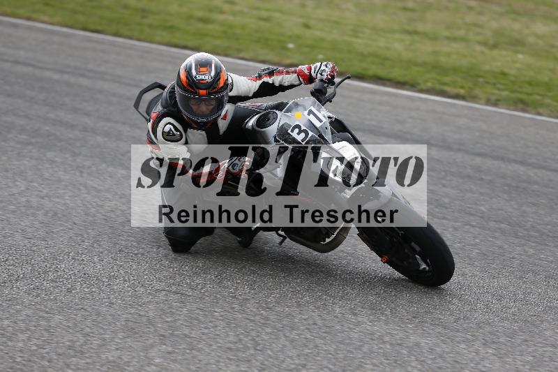 /Archiv-2025/10 23.04.2025 Cornu Master School ADR/rot-rouge/31